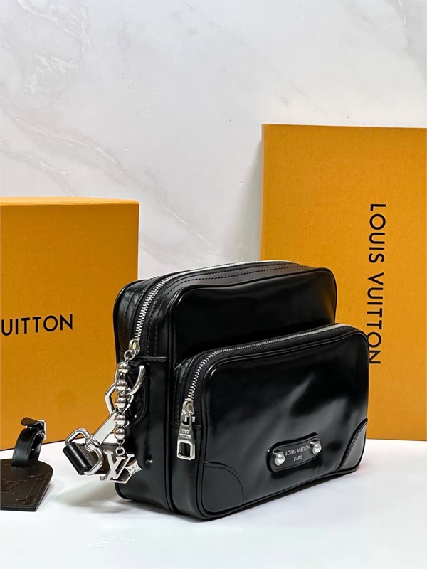 Сумка LOUIS VUITTON 134400 - фото 232348