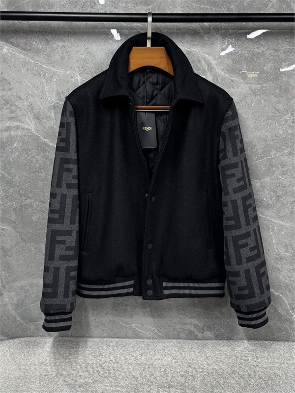 Куртка FENDI 157576 - фото 356578