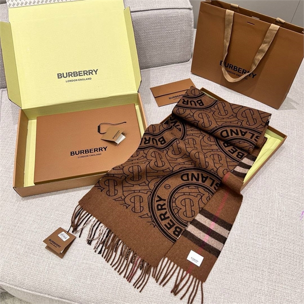 Шарф BURBERRY 158086 - фото 359793