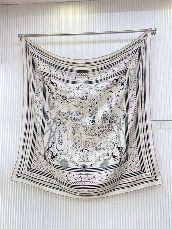 Платок HERMES 159729 - фото 370134