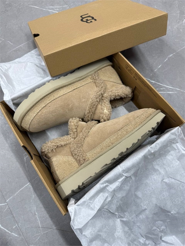 UGG 161403 - фото 380229
