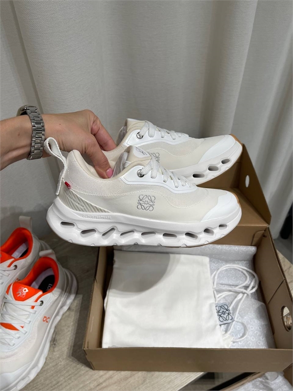 Кроссовки LOEWE 162366