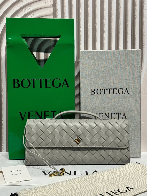 Клатч BOTTEGA VENETA 162376 - фото 385575