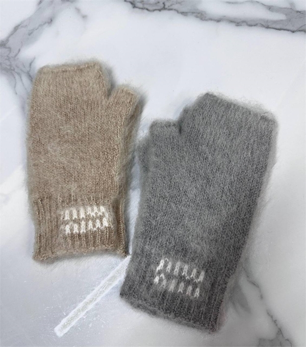 Перчатки MIU MIU 162456