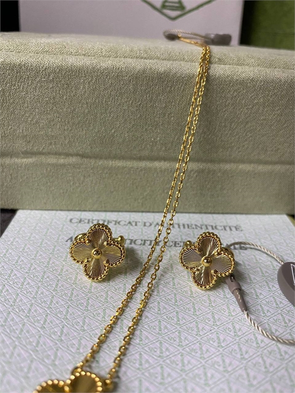 Серьги Van Cleef 162458 - фото 386129