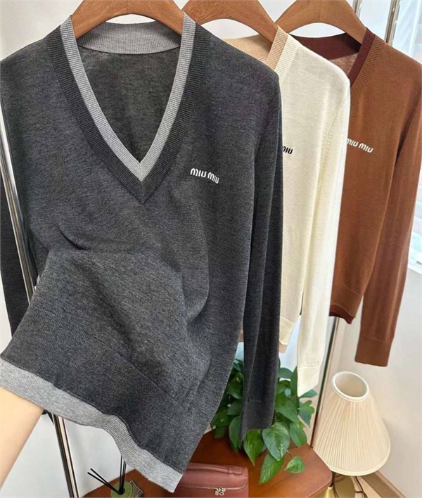 Свитер MIU MIU 163310