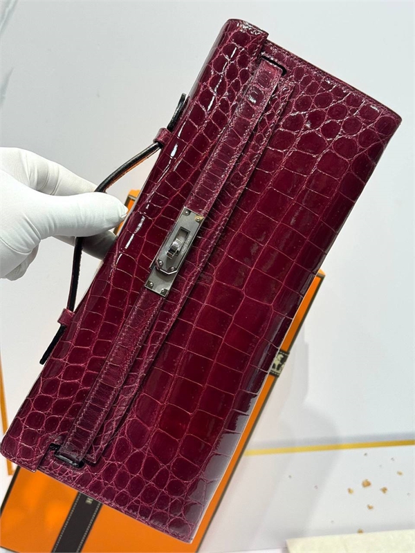 Клатч HERMES Кожа крокодила 163361 - фото 391557
