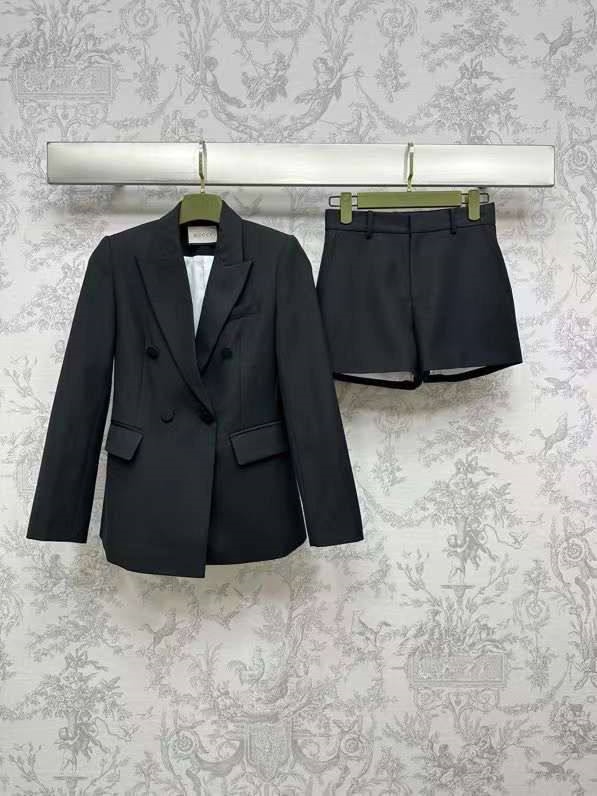 Костюм GUCCI 163846