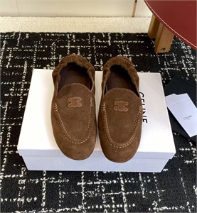 {{productViewItem.photos[photoViewList.activeNavIndex].Alt || productViewItem.photos[photoViewList.activeNavIndex].Description || 'Мокасины CELINE'}}