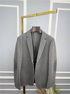 {{productViewItem.photos[photoViewList.activeNavIndex].Alt || productViewItem.photos[photoViewList.activeNavIndex].Description || 'Пиджак ZEGNA'}}