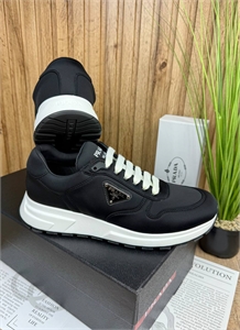 {{productViewItem.photos[photoViewList.activeNavIndex].Alt || productViewItem.photos[photoViewList.activeNavIndex].Description || 'Кроссовки PRADA'}}