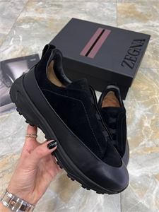 {{productViewItem.photos[photoViewList.activeNavIndex].Alt || productViewItem.photos[photoViewList.activeNavIndex].Description || 'Кроссовки ZEGNA'}}