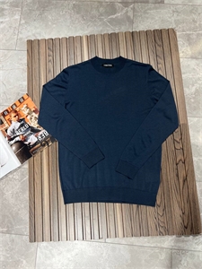 {{productViewItem.photos[photoViewList.activeNavIndex].Alt || productViewItem.photos[photoViewList.activeNavIndex].Description || 'Поло TOM FORD'}}