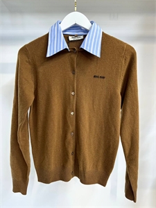 {{productViewItem.photos[photoViewList.activeNavIndex].Alt || productViewItem.photos[photoViewList.activeNavIndex].Description || 'Поло MIU MIU'}}