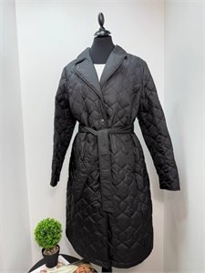 {{productViewItem.photos[photoViewList.activeNavIndex].Alt || productViewItem.photos[photoViewList.activeNavIndex].Description || 'Пальто'}}