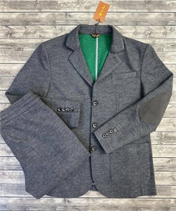 {{productViewItem.photos[photoViewList.activeNavIndex].Alt || productViewItem.photos[photoViewList.activeNavIndex].Description || 'Классический костюм LP'}}