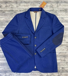 {{productViewItem.photos[photoViewList.activeNavIndex].Alt || productViewItem.photos[photoViewList.activeNavIndex].Description || 'Классический костюм LP'}}