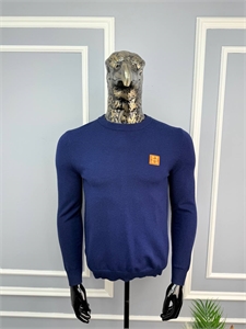 {{productViewItem.photos[photoViewList.activeNavIndex].Alt || productViewItem.photos[photoViewList.activeNavIndex].Description || 'Кофта HERMES'}}