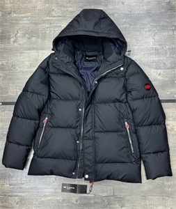 {{productViewItem.photos[photoViewList.activeNavIndex].Alt || productViewItem.photos[photoViewList.activeNavIndex].Description || 'Пуховик KITON'}}