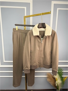 {{productViewItem.photos[photoViewList.activeNavIndex].Alt || productViewItem.photos[photoViewList.activeNavIndex].Description || 'Костюм BC'}}