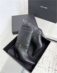 {{productViewItem.photos[photoViewList.activeNavIndex].Alt || productViewItem.photos[photoViewList.activeNavIndex].Description || 'Ботильоны YSL'}}