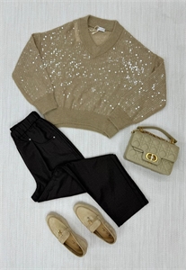 {{productViewItem.photos[photoViewList.activeNavIndex].Alt || productViewItem.photos[photoViewList.activeNavIndex].Description || 'Кофта BRUNELLO CUCINELLI'}}