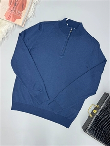 {{productViewItem.photos[photoViewList.activeNavIndex].Alt || productViewItem.photos[photoViewList.activeNavIndex].Description || 'Джемпер BC'}}