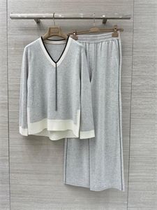 Костюм BRUNELLO CUCINELLI 157001