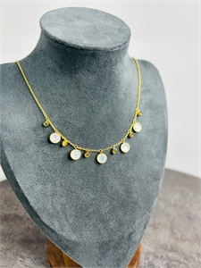 {{productViewItem.photos[photoViewList.activeNavIndex].Alt || productViewItem.photos[photoViewList.activeNavIndex].Description || 'Колье DIOR'}}