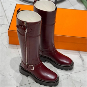 {{productViewItem.photos[photoViewList.activeNavIndex].Alt || productViewItem.photos[photoViewList.activeNavIndex].Description || 'Сапоги HERMES'}}