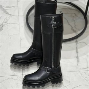 {{productViewItem.photos[photoViewList.activeNavIndex].Alt || productViewItem.photos[photoViewList.activeNavIndex].Description || 'Сапоги HERMES'}}