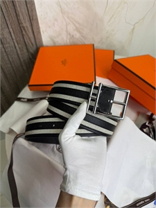 {{productViewItem.photos[photoViewList.activeNavIndex].Alt || productViewItem.photos[photoViewList.activeNavIndex].Description || 'Ремень HERMES'}}