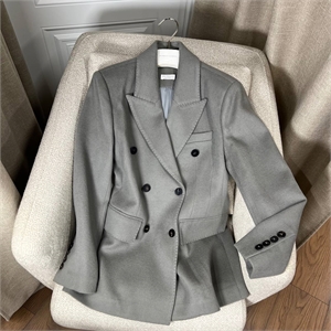 Полупальто BRUNELLO CUCINELLI 158108