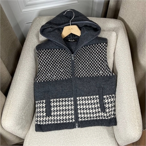 Жилет LORO PIANA 158158