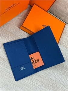 {{productViewItem.photos[photoViewList.activeNavIndex].Alt || productViewItem.photos[photoViewList.activeNavIndex].Description || 'Обложка на паспорт HERMES'}}