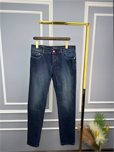 {{productViewItem.photos[photoViewList.activeNavIndex].Alt || productViewItem.photos[photoViewList.activeNavIndex].Description || 'Джинсы  KITON'}}