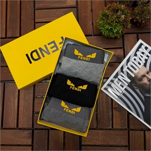 {{productViewItem.photos[photoViewList.activeNavIndex].Alt || productViewItem.photos[photoViewList.activeNavIndex].Description || 'Нижнее бельё FENDI'}}