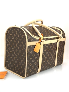 {{productViewItem.photos[photoViewList.activeNavIndex].Alt || productViewItem.photos[photoViewList.activeNavIndex].Description || 'Сумка для переноски животных LOUIS VUITTON'}}