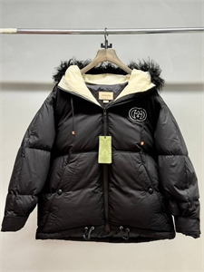 Пуховик GUCCI 159051
