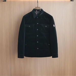 {{productViewItem.photos[photoViewList.activeNavIndex].Alt || productViewItem.photos[photoViewList.activeNavIndex].Description || 'Куртка MONCLER'}}