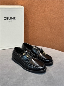 {{productViewItem.photos[photoViewList.activeNavIndex].Alt || productViewItem.photos[photoViewList.activeNavIndex].Description || 'Лоферы CELINE'}}