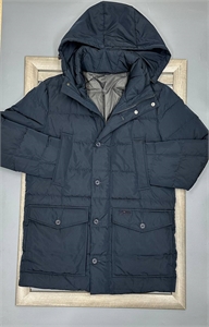 {{productViewItem.photos[photoViewList.activeNavIndex].Alt || productViewItem.photos[photoViewList.activeNavIndex].Description || 'Пуховик  KITON'}}