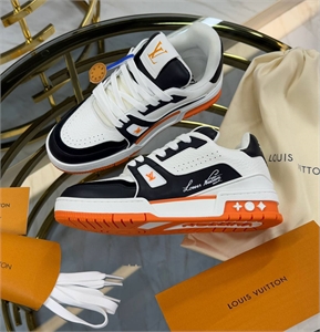 Кроссовки  LOUIS VUITTON 160037