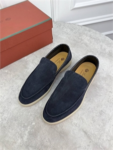 {{productViewItem.photos[photoViewList.activeNavIndex].Alt || productViewItem.photos[photoViewList.activeNavIndex].Description || 'Лоферы LORO PIANA'}}