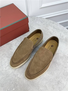 {{productViewItem.photos[photoViewList.activeNavIndex].Alt || productViewItem.photos[photoViewList.activeNavIndex].Description || 'Лоферы LORO PIANA'}}