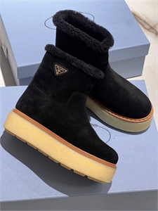 {{productViewItem.photos[photoViewList.activeNavIndex].Alt || productViewItem.photos[photoViewList.activeNavIndex].Description || 'Обувь PRADA'}}