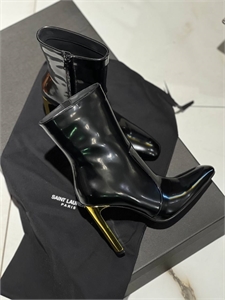{{productViewItem.photos[photoViewList.activeNavIndex].Alt || productViewItem.photos[photoViewList.activeNavIndex].Description || 'Ботильоны YSL'}}