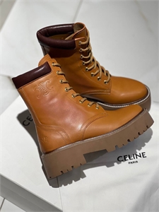 {{productViewItem.photos[photoViewList.activeNavIndex].Alt || productViewItem.photos[photoViewList.activeNavIndex].Description || 'Ботинки CELINE'}}