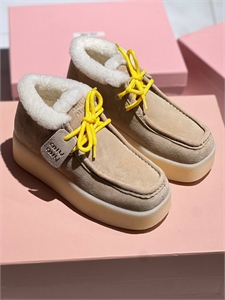 {{productViewItem.photos[photoViewList.activeNavIndex].Alt || productViewItem.photos[photoViewList.activeNavIndex].Description || 'Обувь MIU MIU'}}