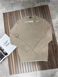 {{productViewItem.photos[photoViewList.activeNavIndex].Alt || productViewItem.photos[photoViewList.activeNavIndex].Description || 'Поло ZEGNA'}}